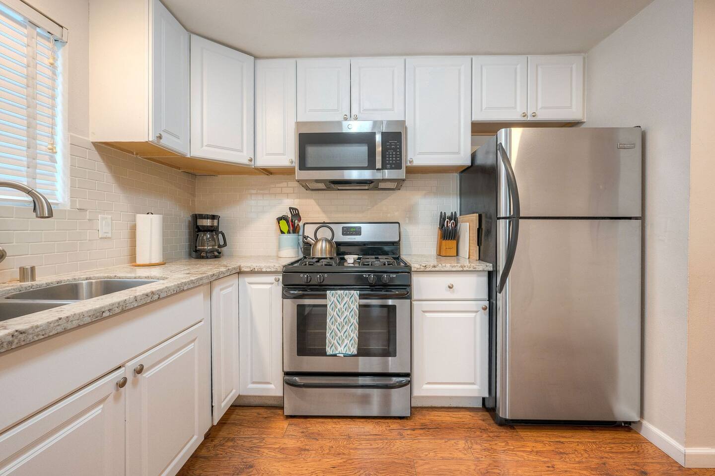 4BR Beach Bungalow - Great for multiple families!