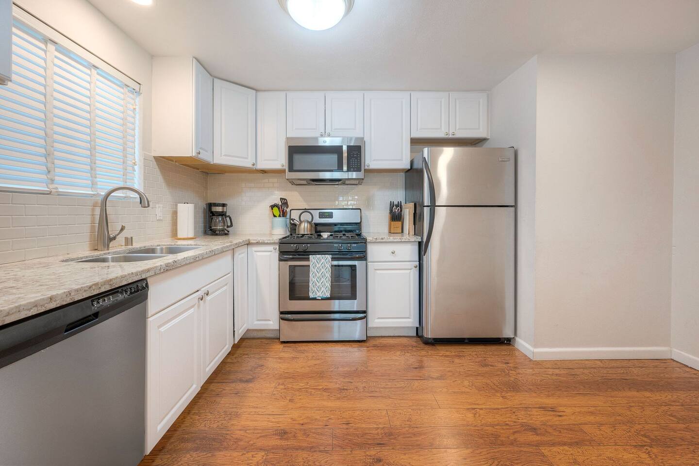 4BR Beach Bungalow - Great for multiple families!