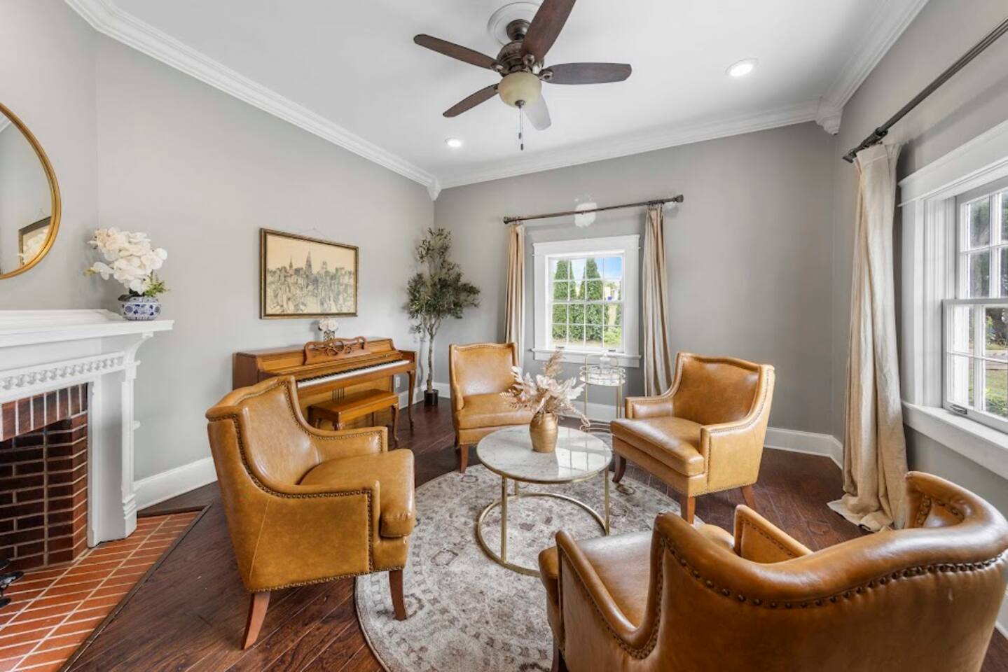 Historic Home in Downtown Clinton — Clinton — vacation rental