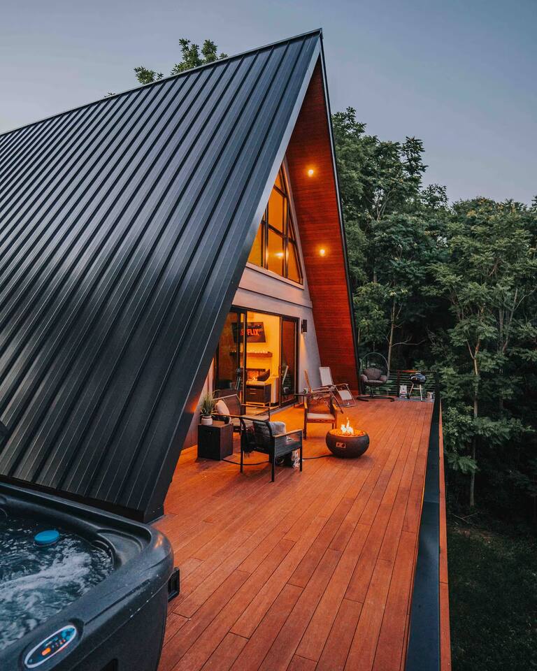 Center Hill Lake A-Frame w/ Lake View & Hot Tub