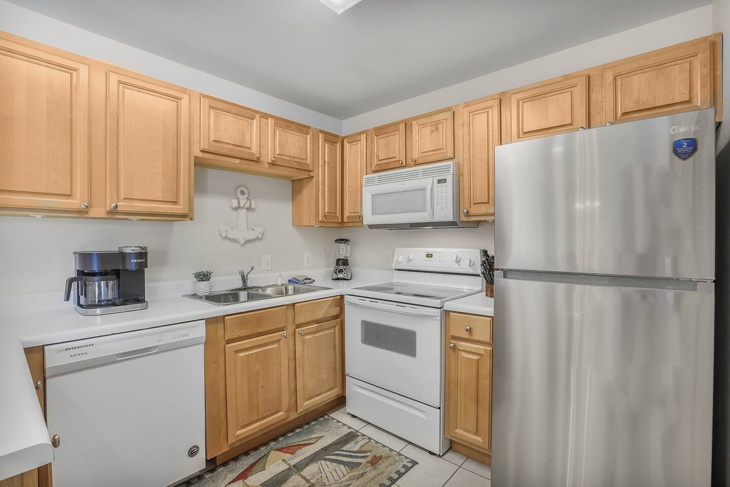 Alabama Sands, Sleeps 6, Pool, 4min walk to beach!
