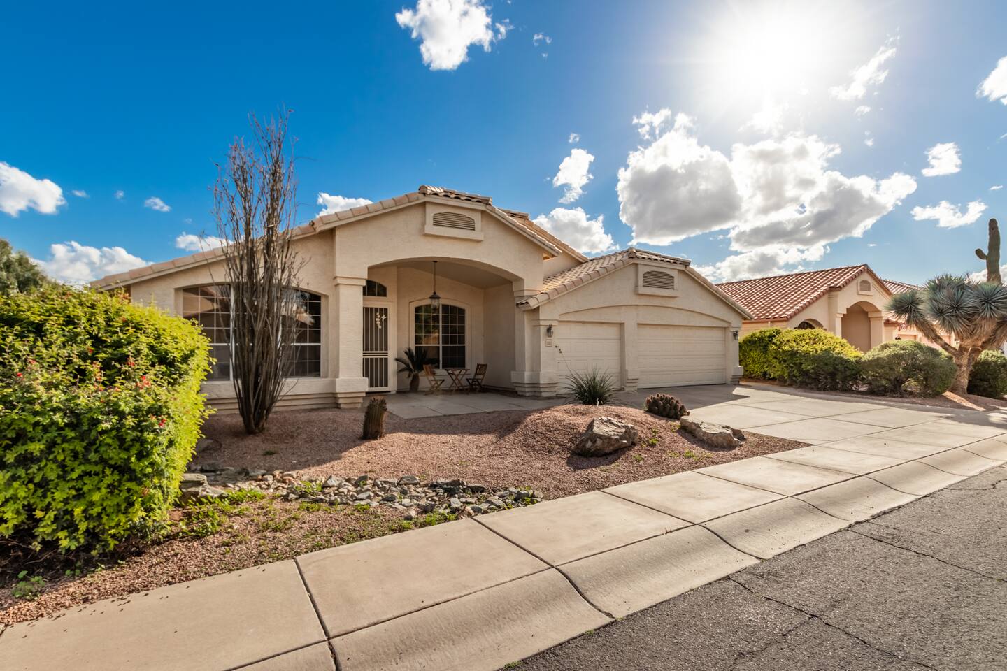 4BR AZ Oasis | Heated Pool + EV