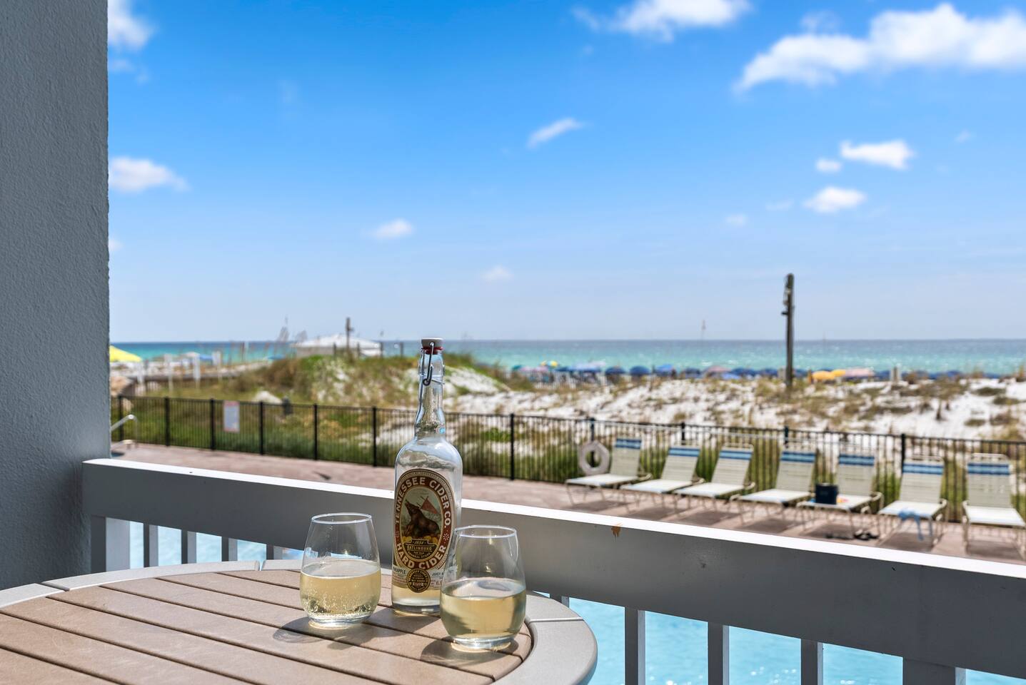 NEW Listing! Beachfront 1st Floor w/Amazing Views! — Destin — vacation rental
