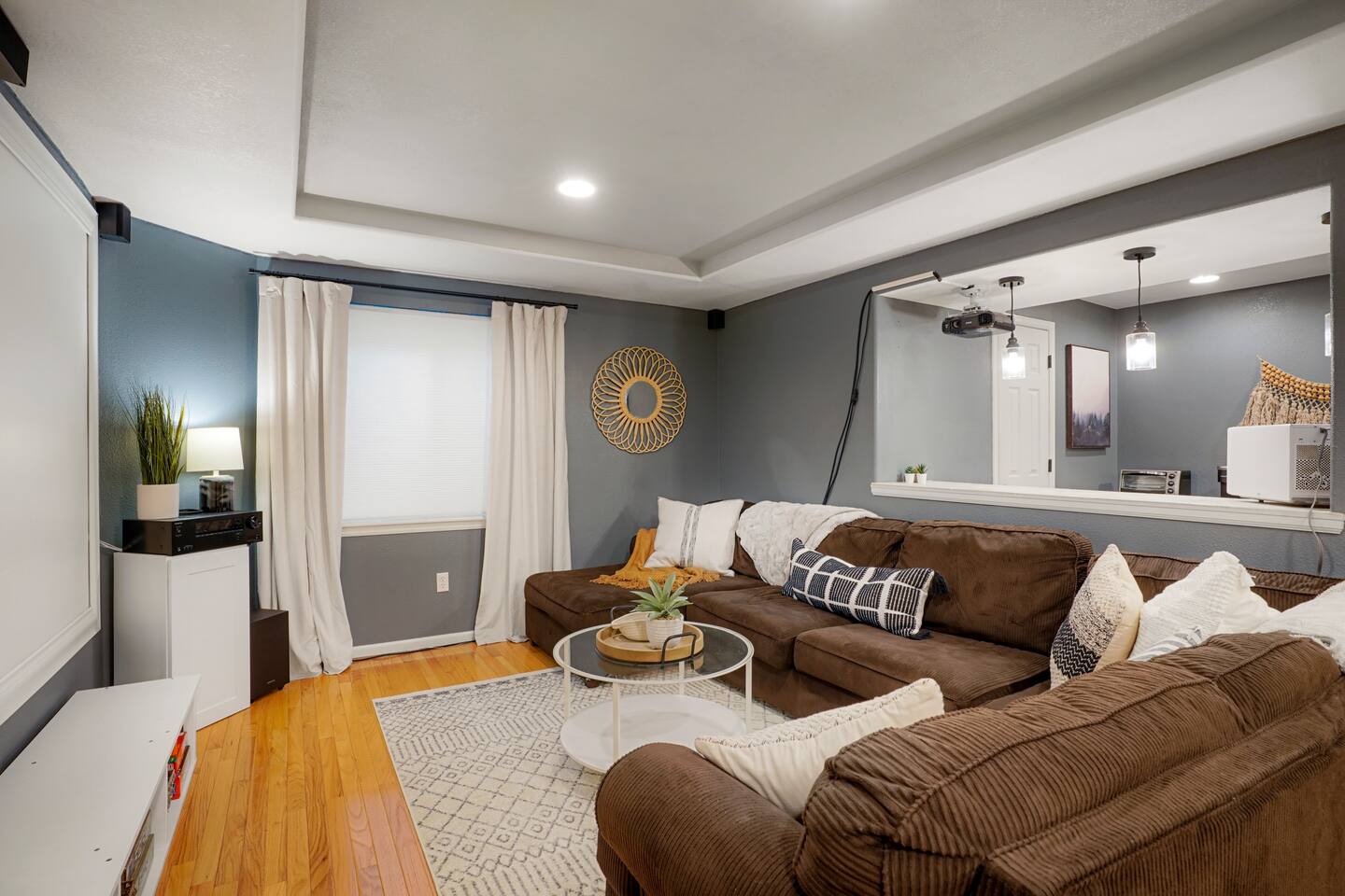Private Guest Suite w/ Projector & Surround Sound!