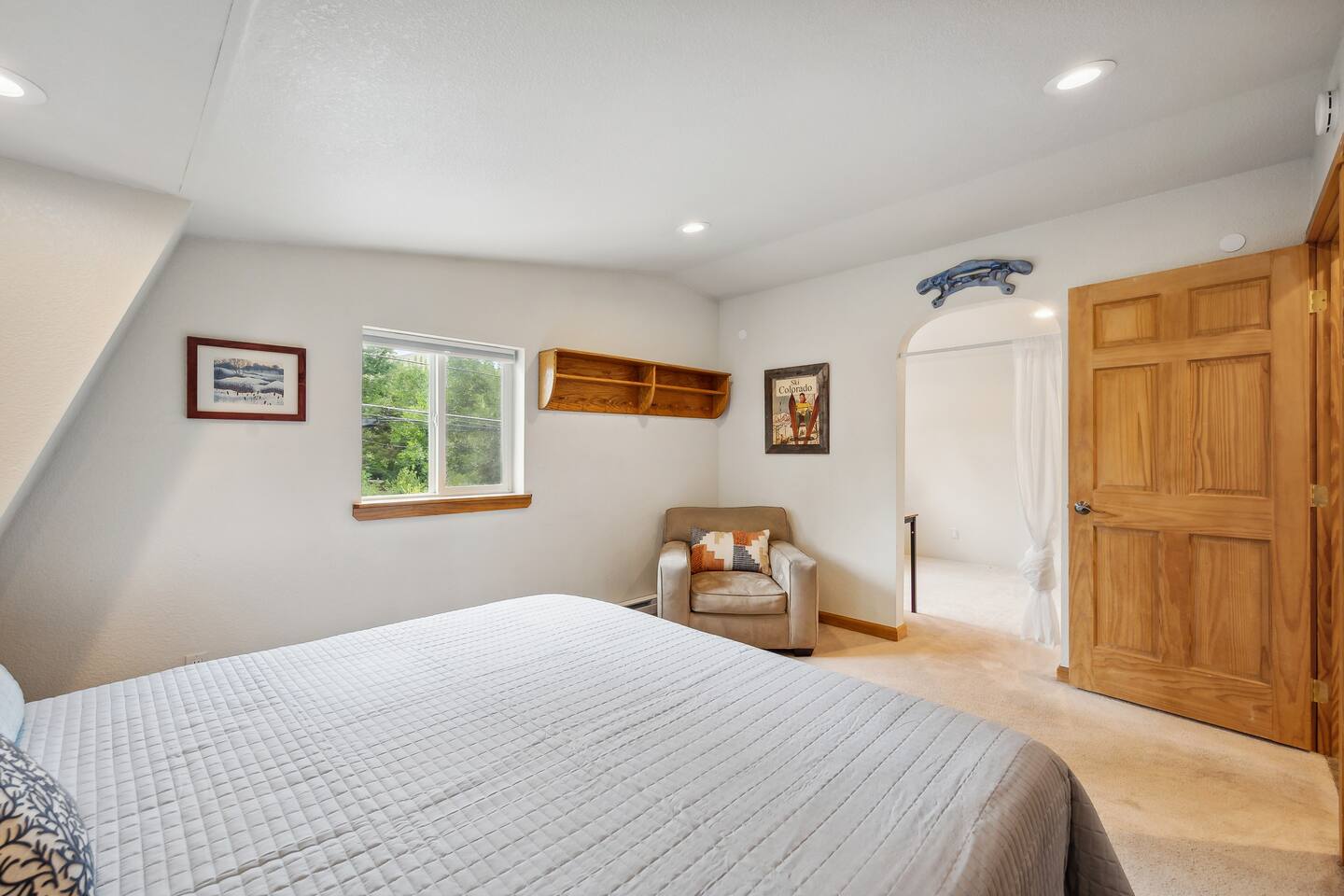 Golden Getaway w/EV Charger - 14 min to Red Rocks!