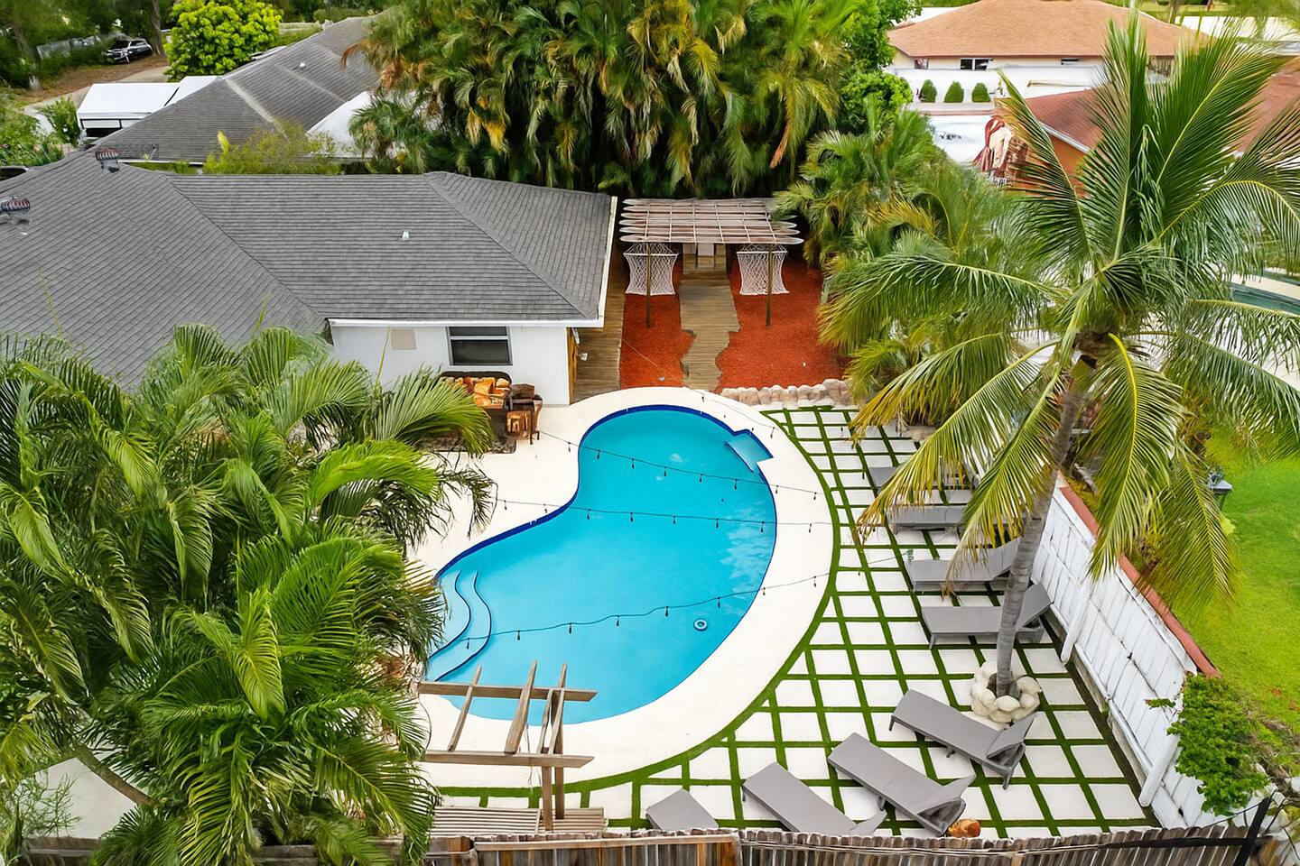 OutdoorParadise: Heated Pool•Hammocks•MiniGolf