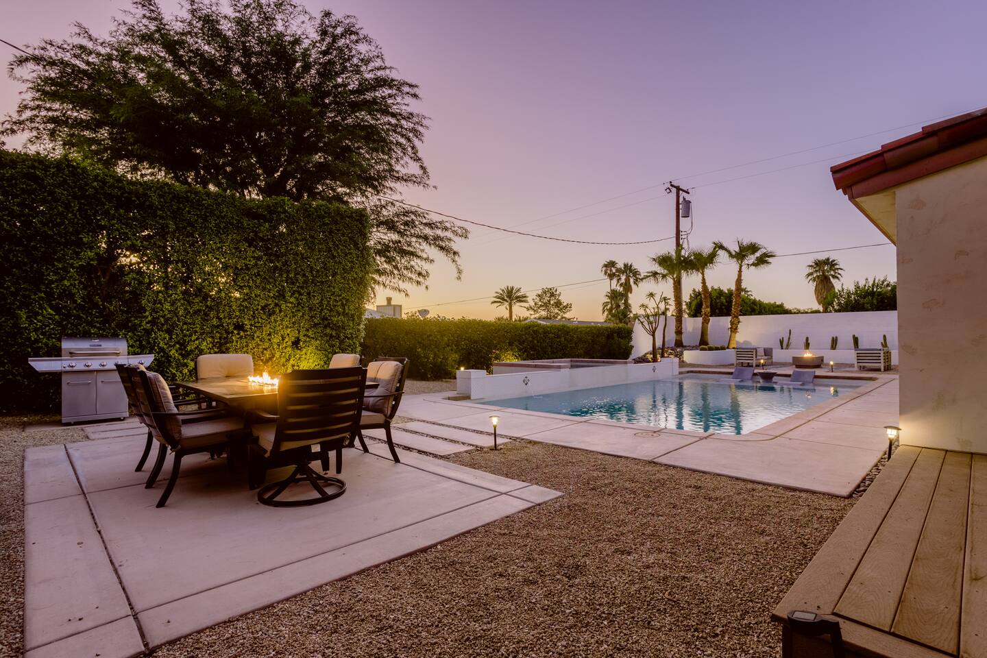 Spanish Boho Retreat, 4br 3ba Large Pool/Spa