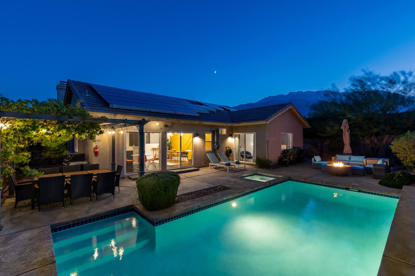 Paradise Springs-4br home 5 minutes to downtown PS