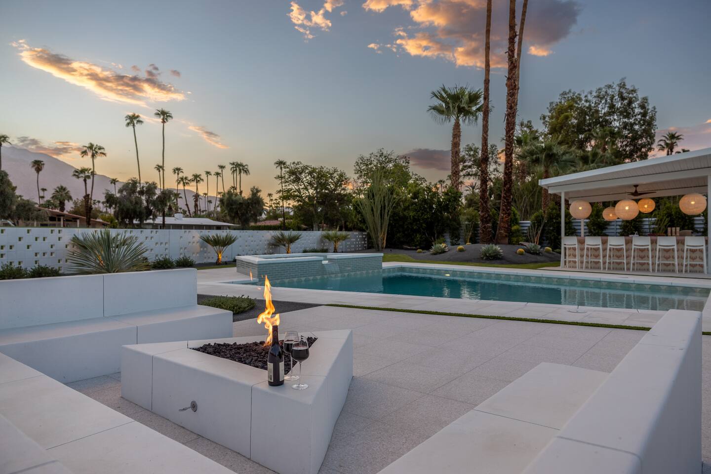 Record Views, Palm Springs Midcentury Compound