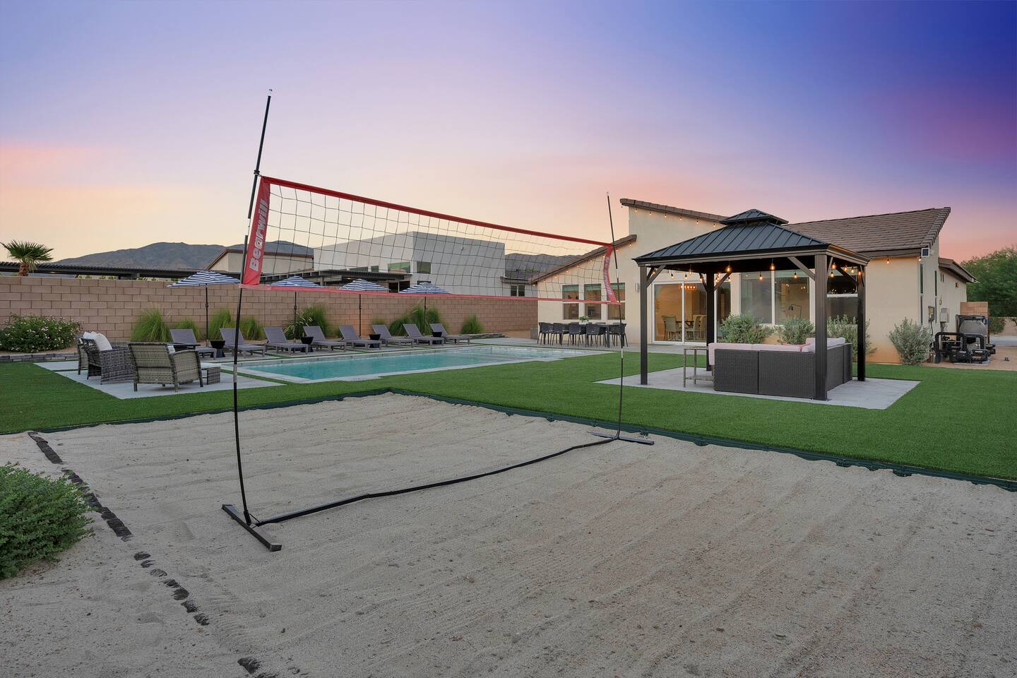 Vista Springs, Pool/8 person Spa Jr Volleyball Ct