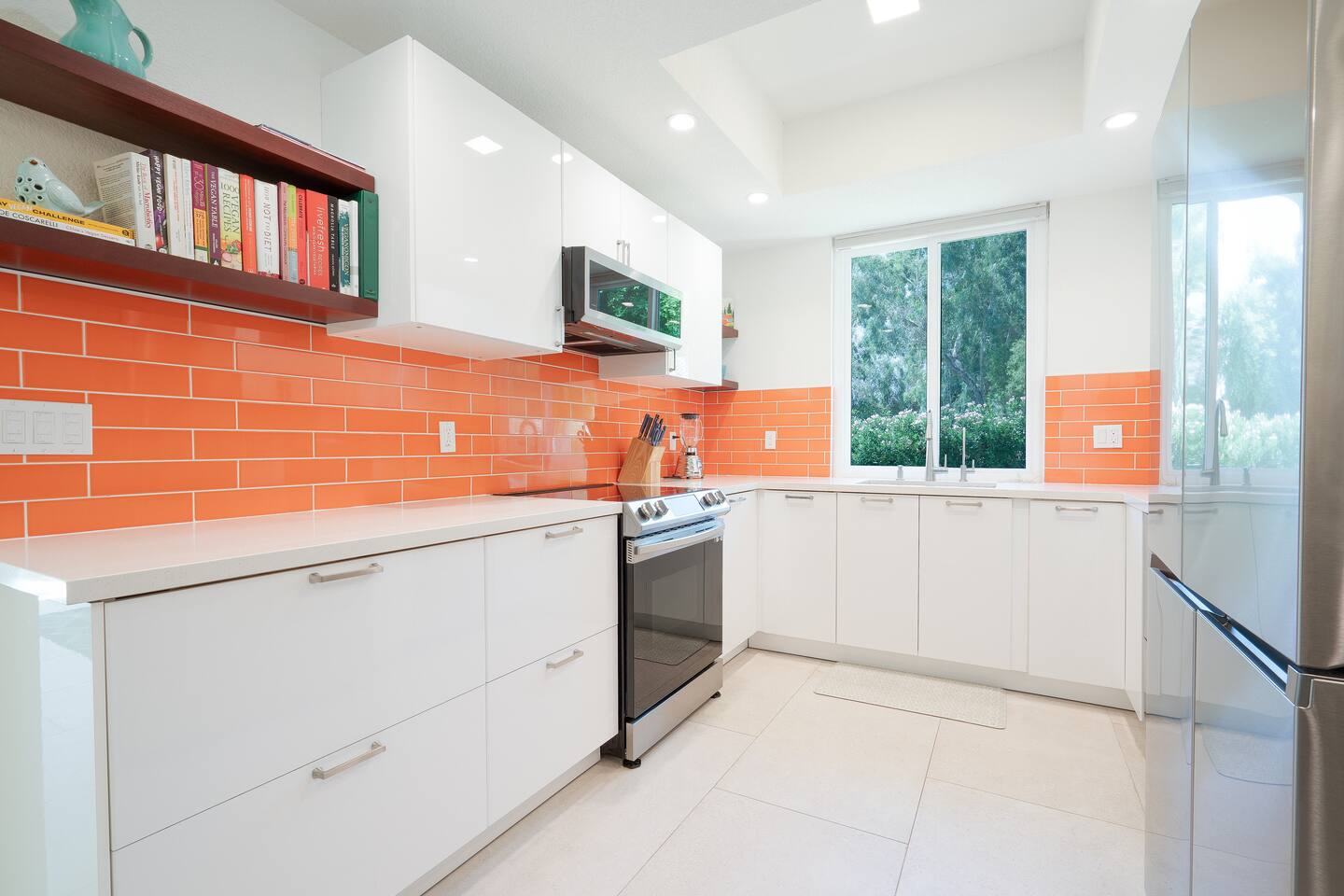 La Palme 2br/2ba Modern PS Condo, Pools/Spa/Tennis