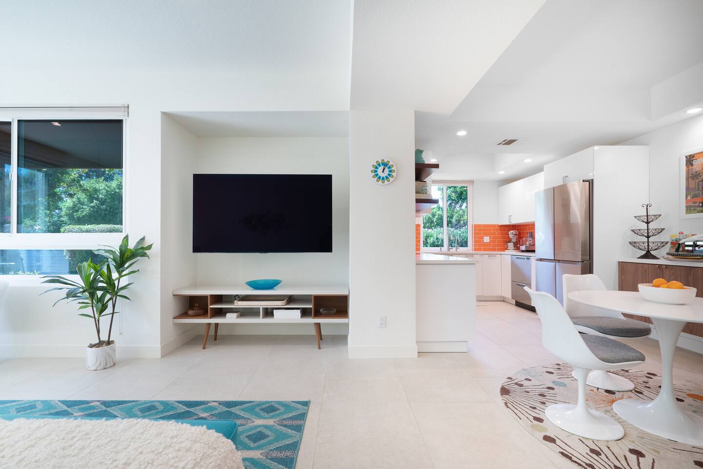 La Palme 2br/2ba Modern PS Condo, Pools/Spa/Tennis
