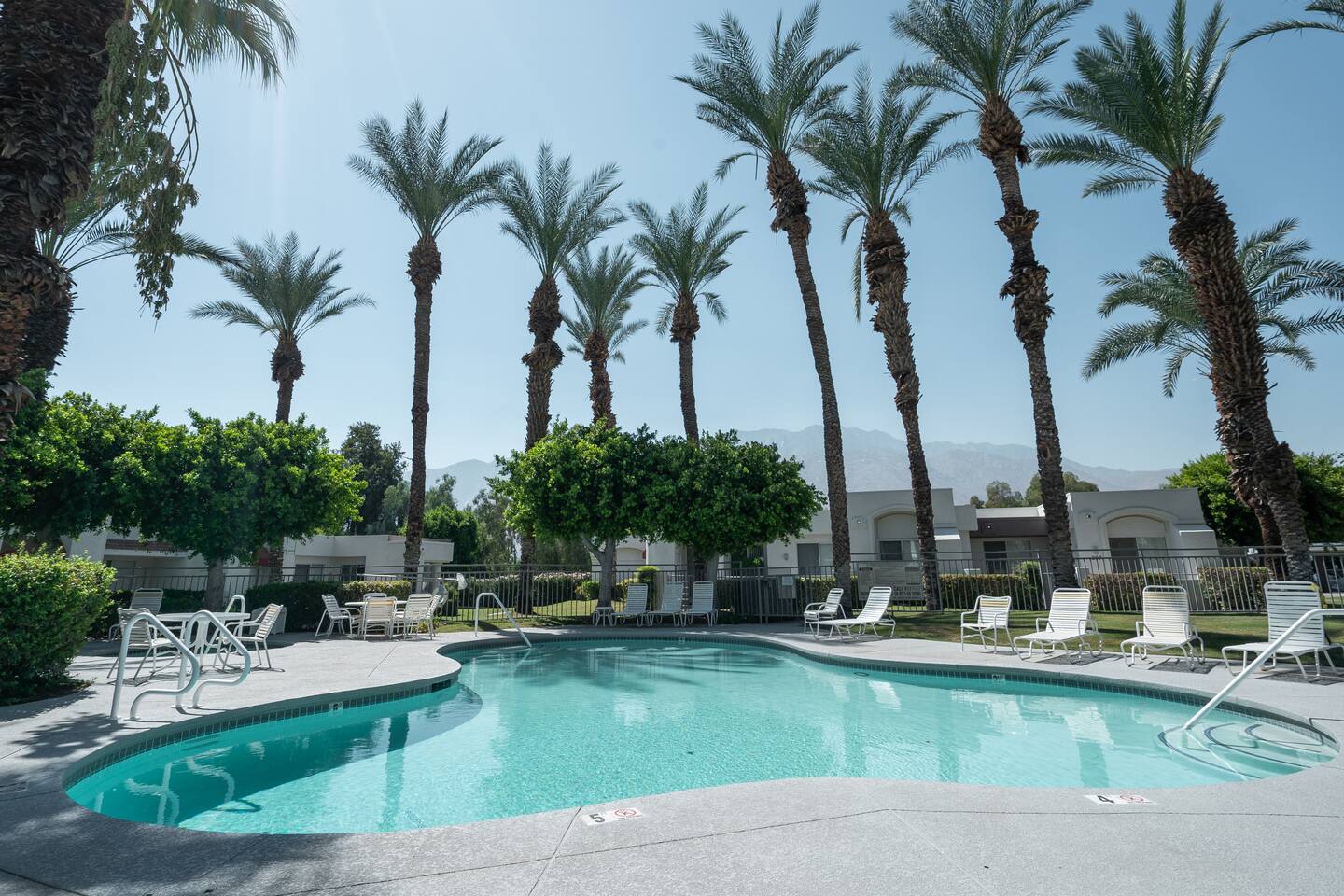 La Palme 2br/2ba Modern PS Condo, Pools/Spa/Tennis