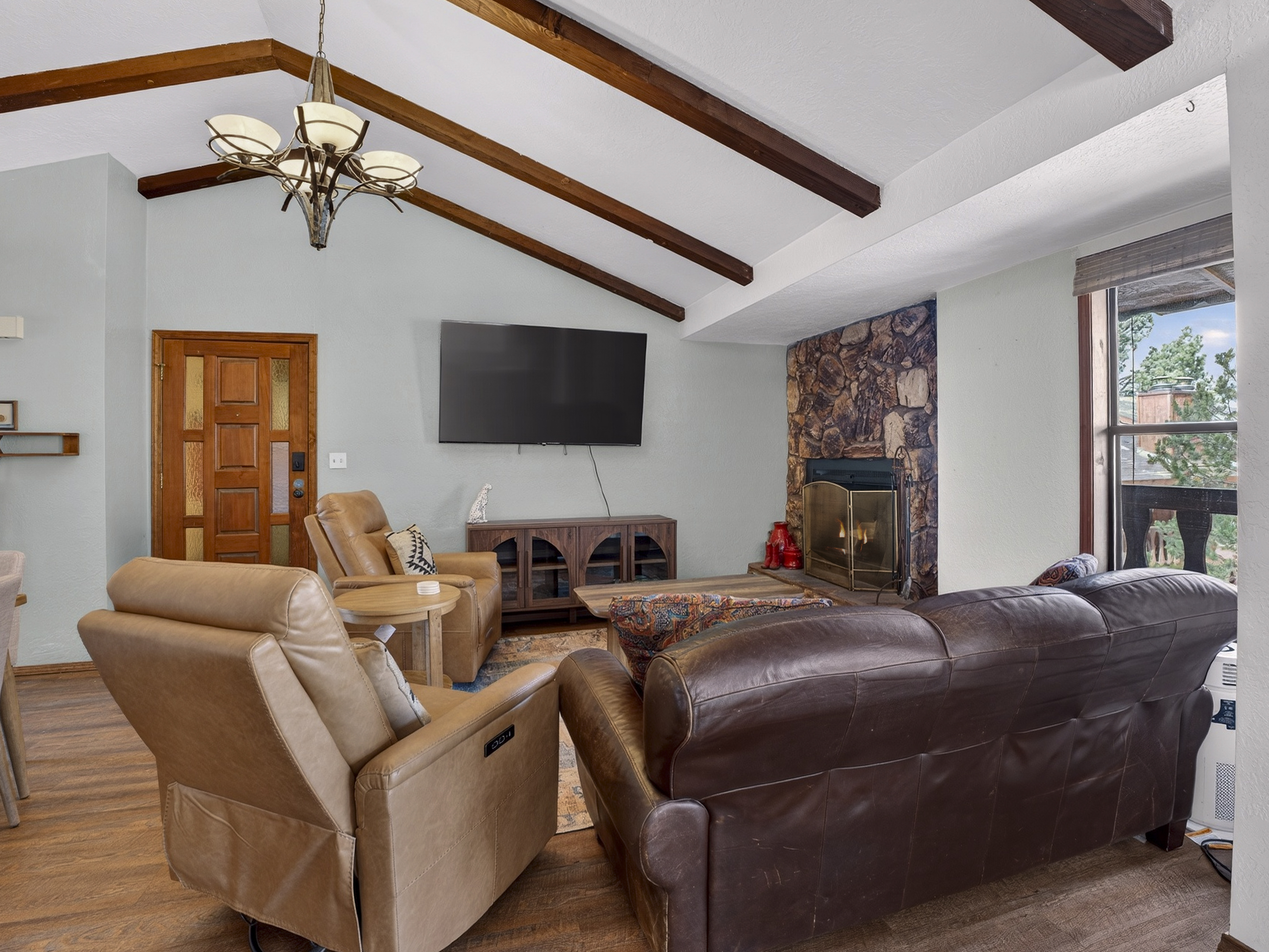Mountain Ski Retreat | Fireplace & Pet-Friendly