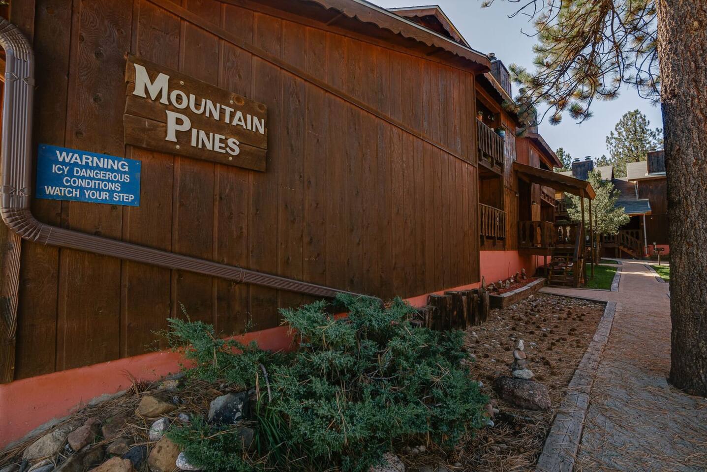 Mountain Ski Retreat | Fireplace & Pet-Friendly