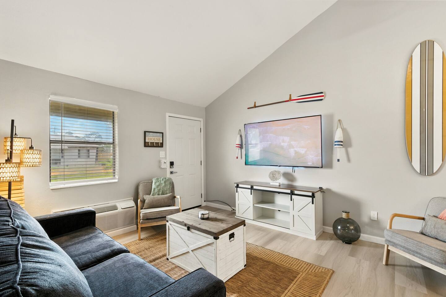 The Coral Key by Beach, Base, Downtown, Perdido — Pensacola — vacation rental