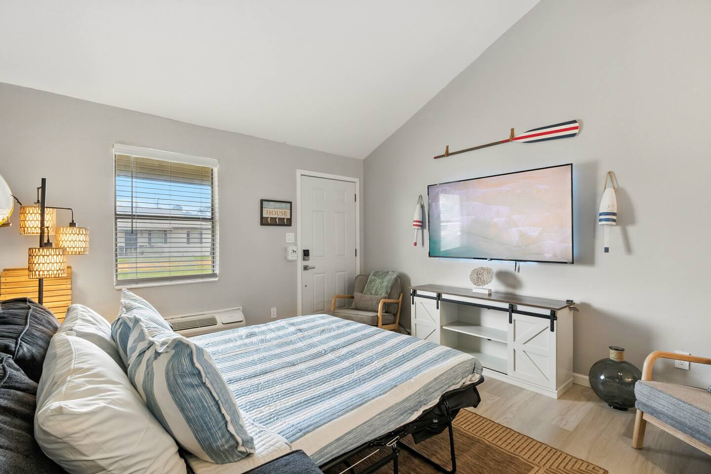 The Coral Key by Beach, Base, Downtown, Perdido