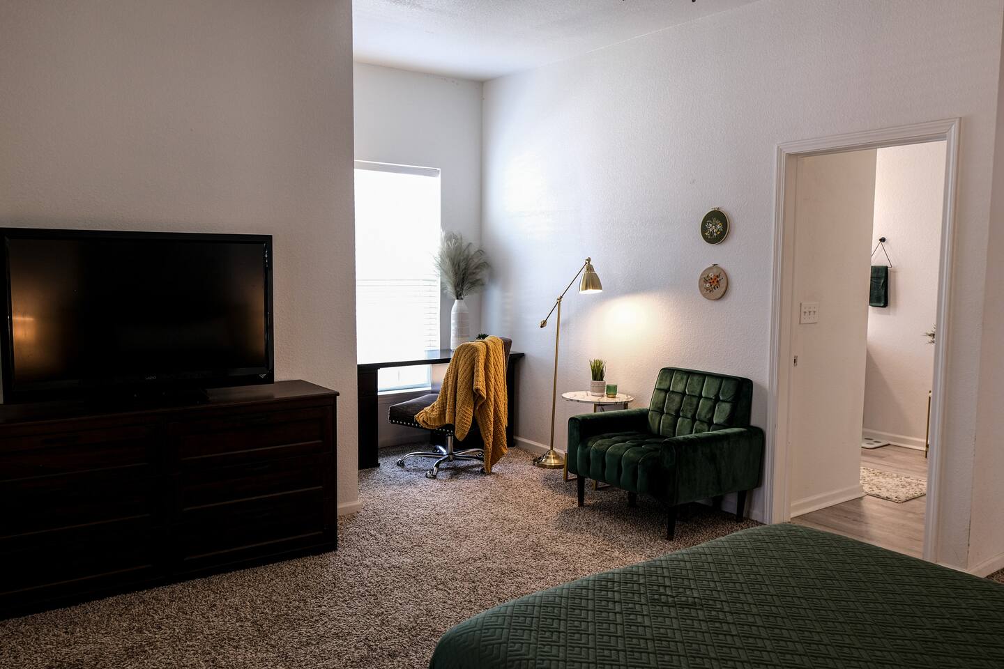 Blissful Charm 3-bedroom house in charming DT Waco