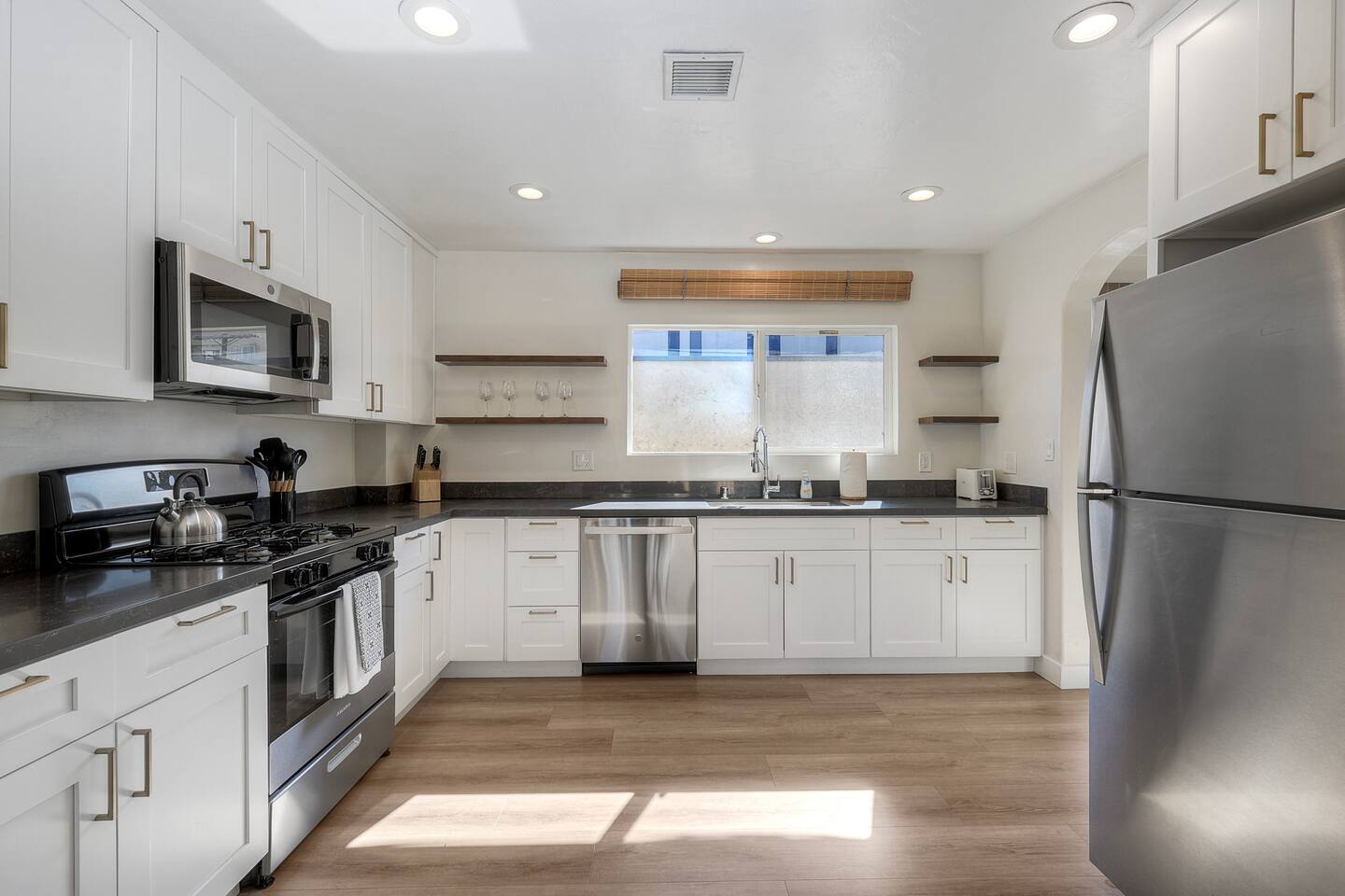 Heart of Hillcrest 4BR