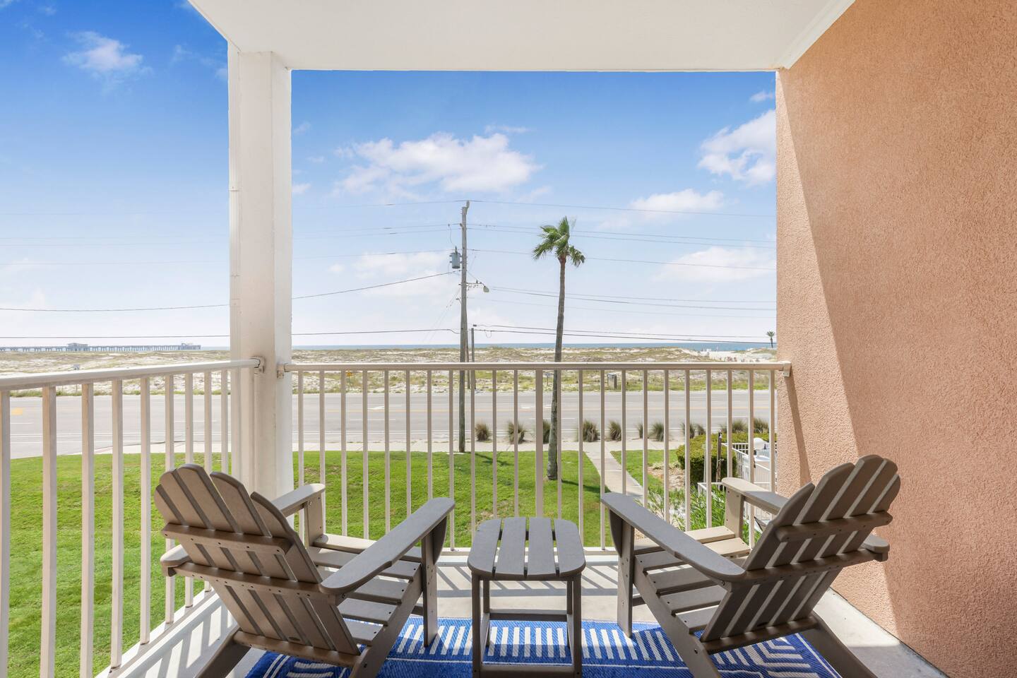 Gulf View Condo Steps to Sand Hot Tub King Bed