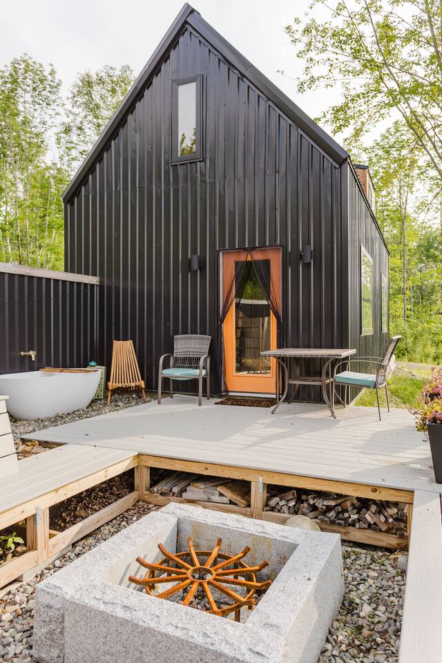 Modern Cabin on Crie Hill