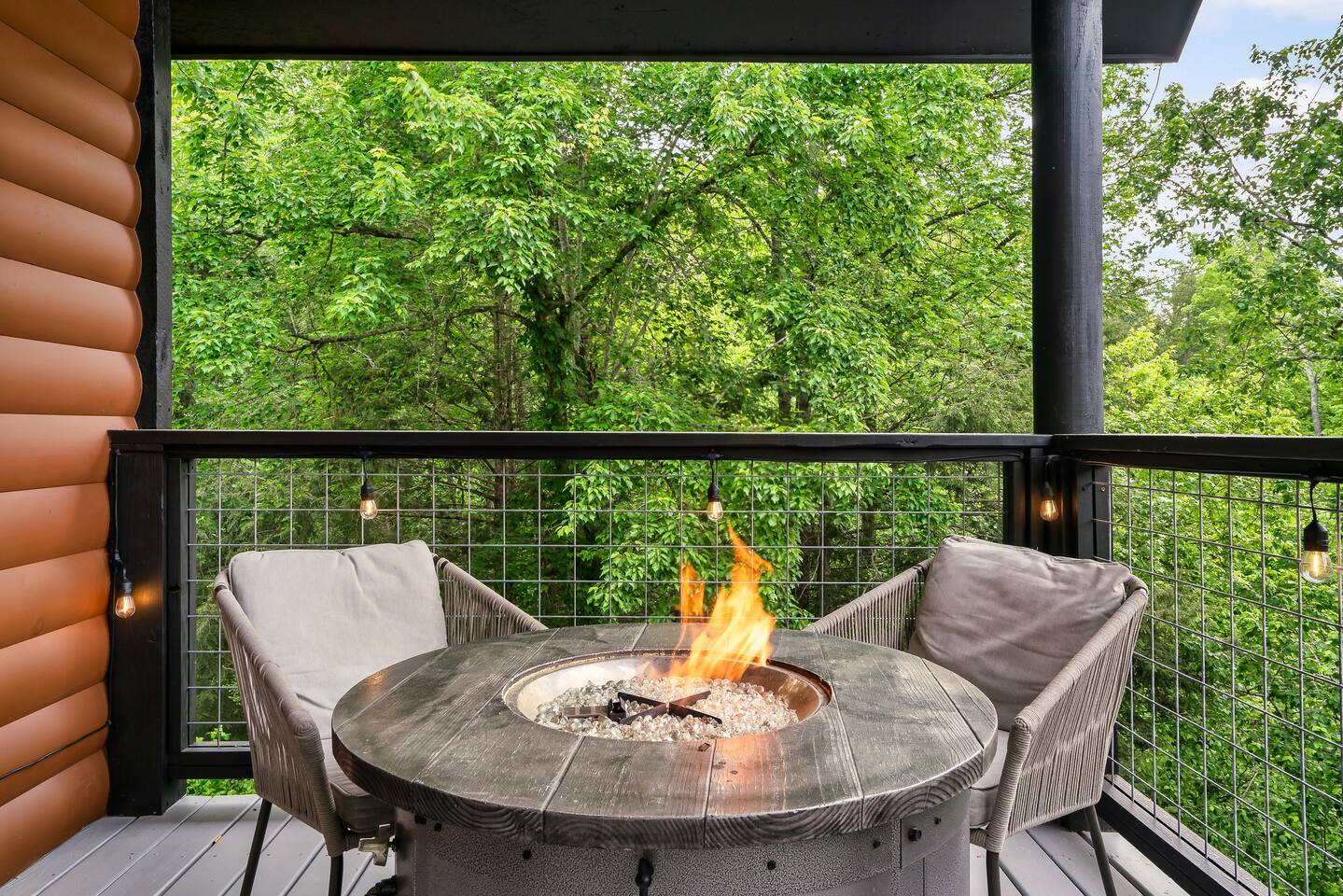 The Sugar Tree Hideaway