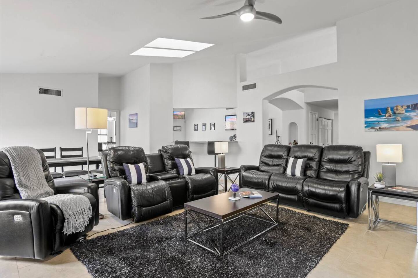 3BR Spacious Scottsdale Home w/ Hot Tub & Pool!