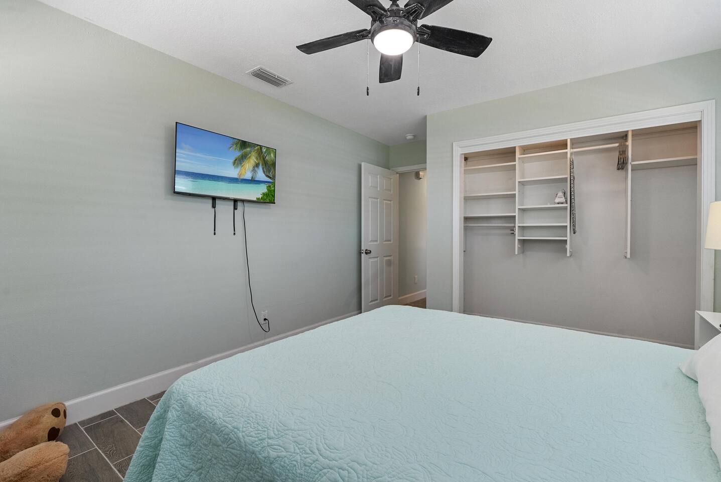 Davis Island Gem | Bay, Shops, Beaches nearby