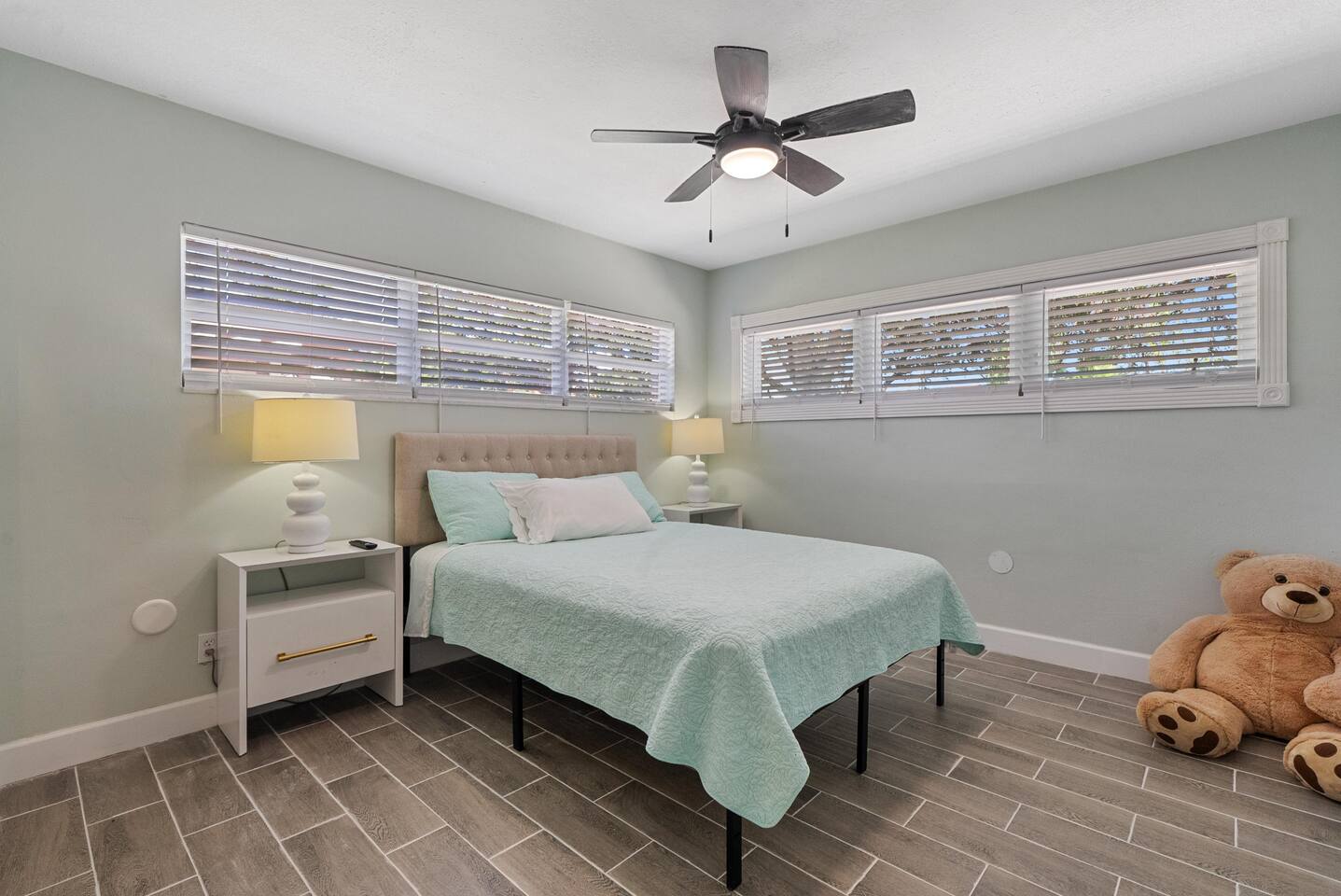 Davis Island Gem | Bay, Shops, Beaches nearby