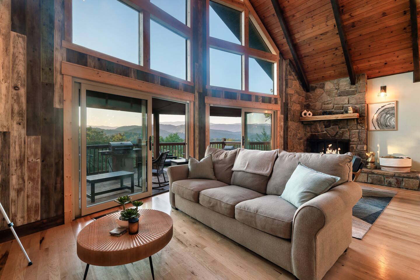 Ain't No Mountain High — Sevierville, TN — vacation rental
