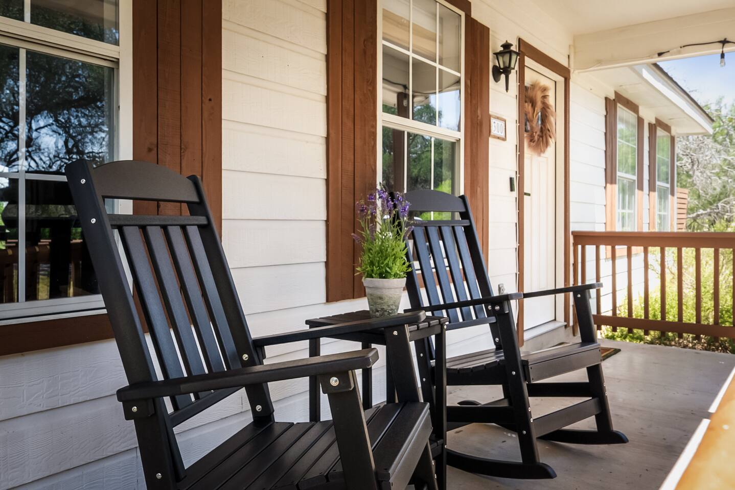 Cozy Cottage | Lake Travis w/ Pool and Pickleball
