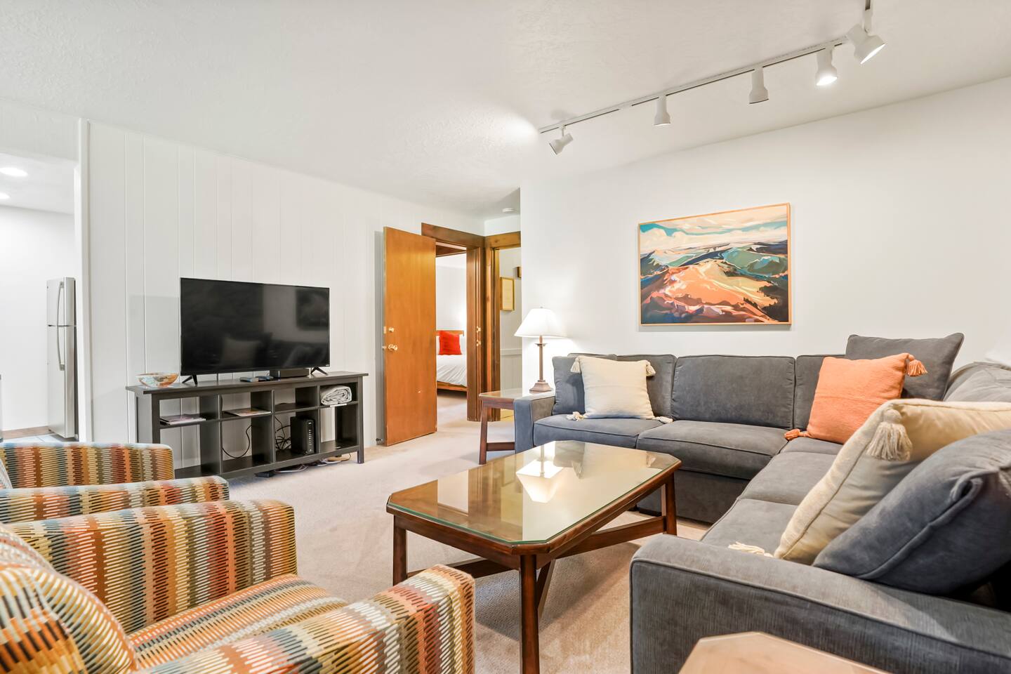 2BR Lake Dillon Escape w/ Pool & Hot Tub!