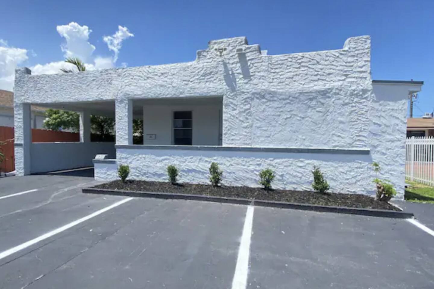 EPIC Miami Stay Near Stadium Airport Beach Wynwood