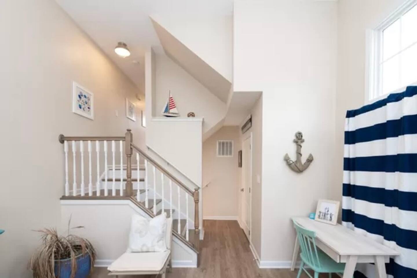 Surfside Retreat- Close to Beach & Boardwalk!