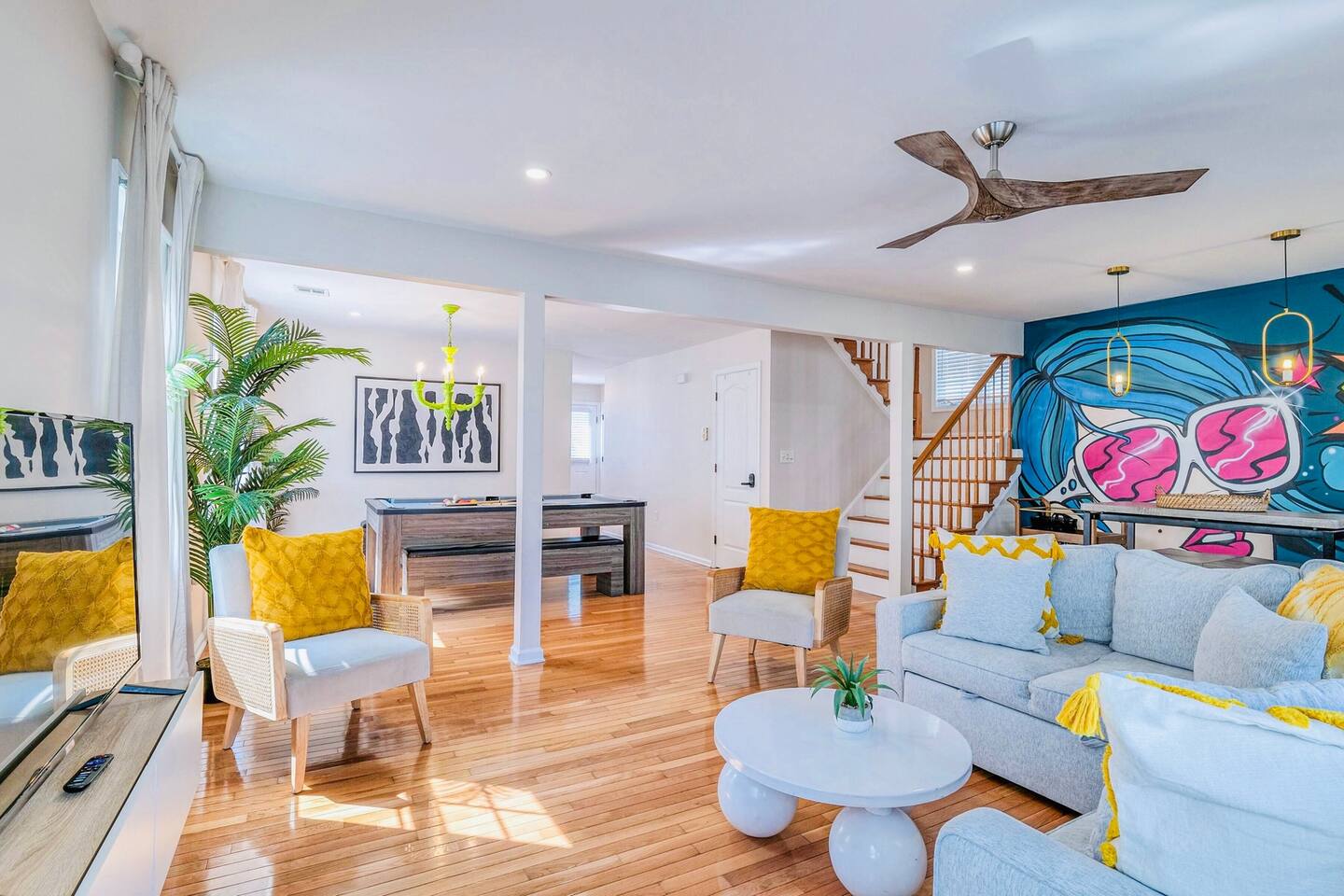 Sunrise Playce-Designer Beach Retreat + Pool Table — Atlantic City, NJ — vacation rental