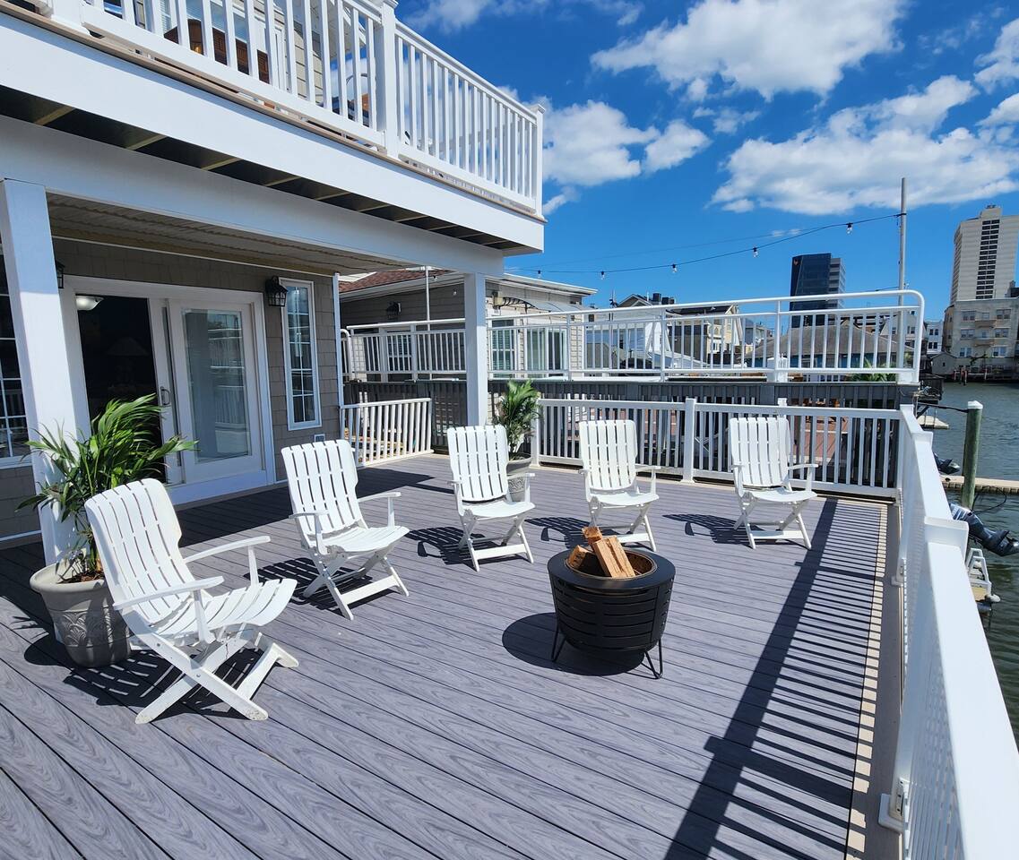 Lower Chelsea Lookout- On Water by Beach & Boards! — Atlantic City, NJ — vacation rental