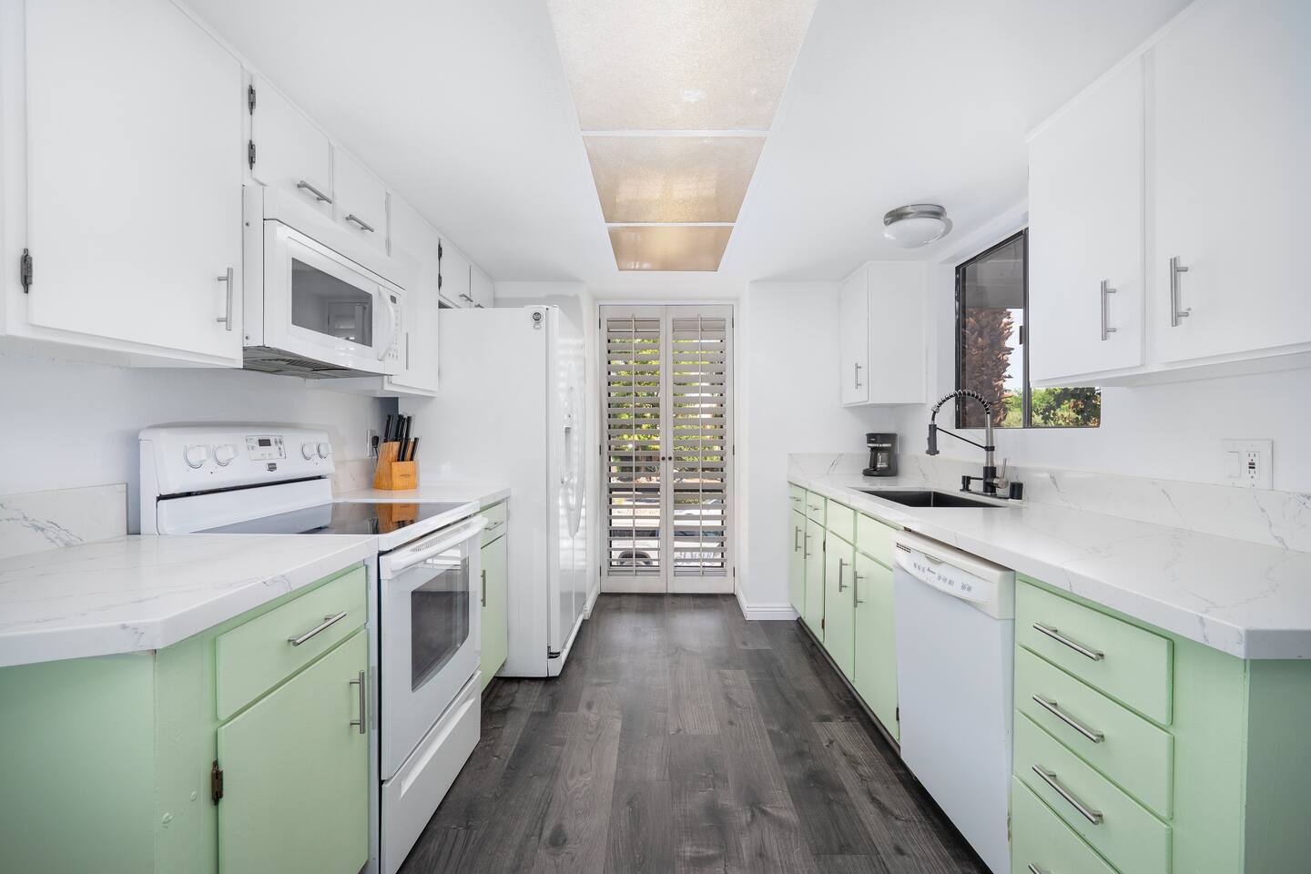 Palm Canyon Retreat, 2bd 2ba with Pool and Patio