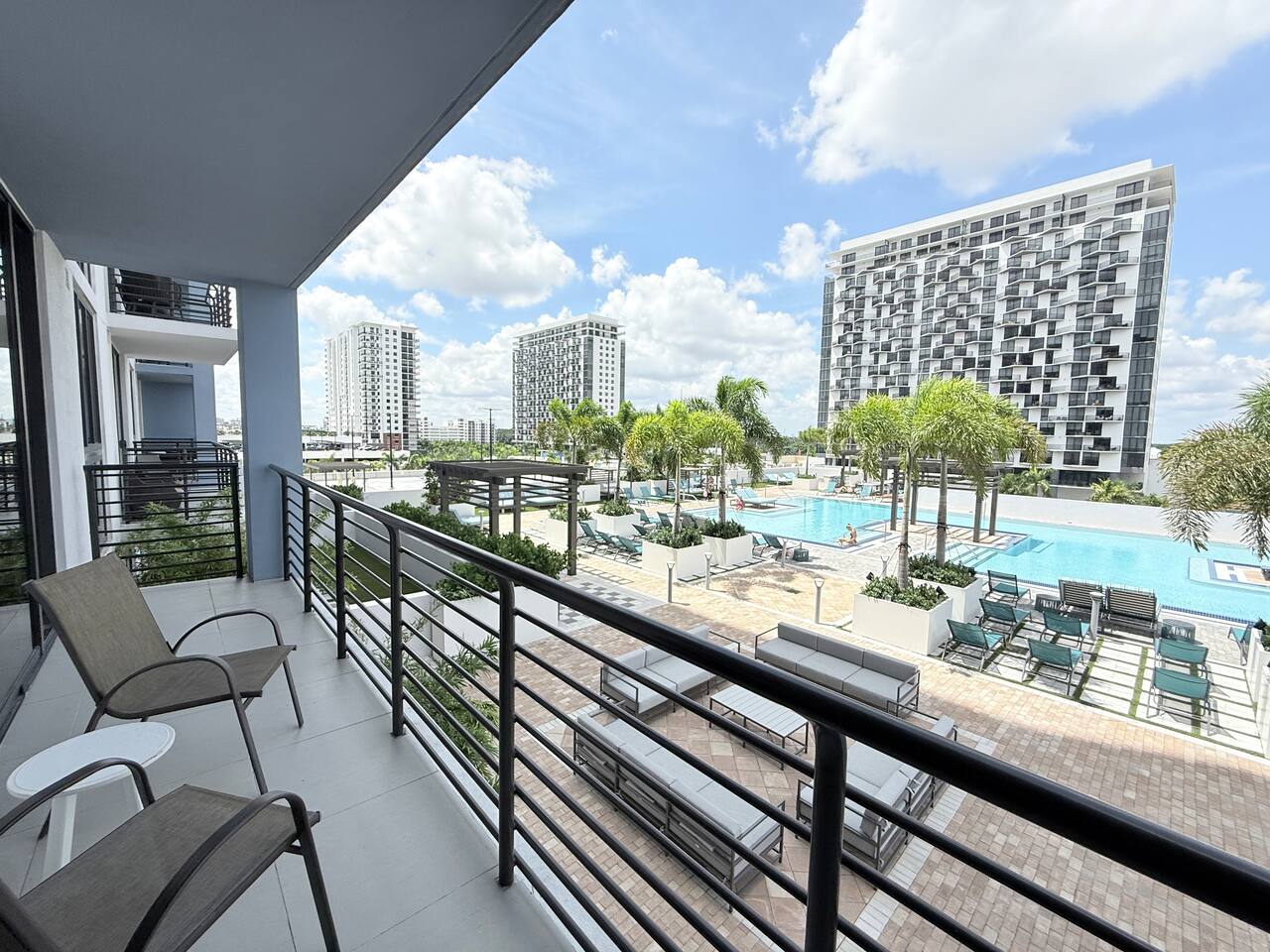 Resort-Style Luxury Downtown Doral Pool View 2BR