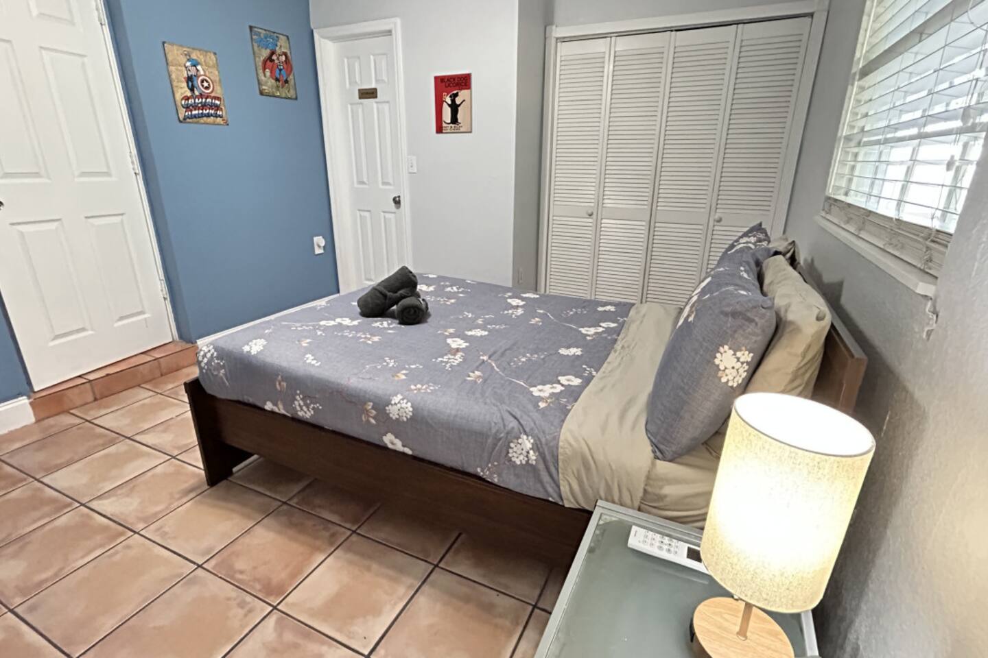 HOME AWAY FROM HOME Near Airport and Malls and Highways