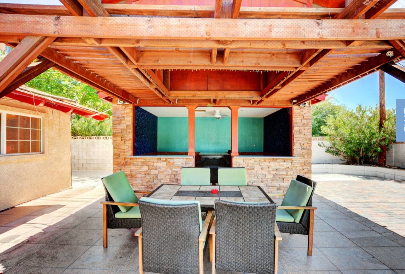 Kirkland Spacious House Near Las Vegas Strip with Pool