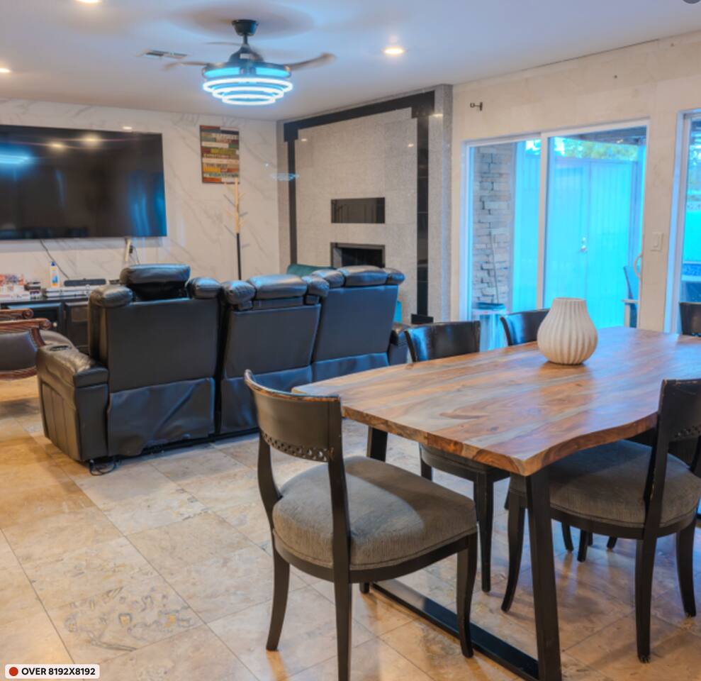Kirkland Spacious House Near Las Vegas Strip with Pool