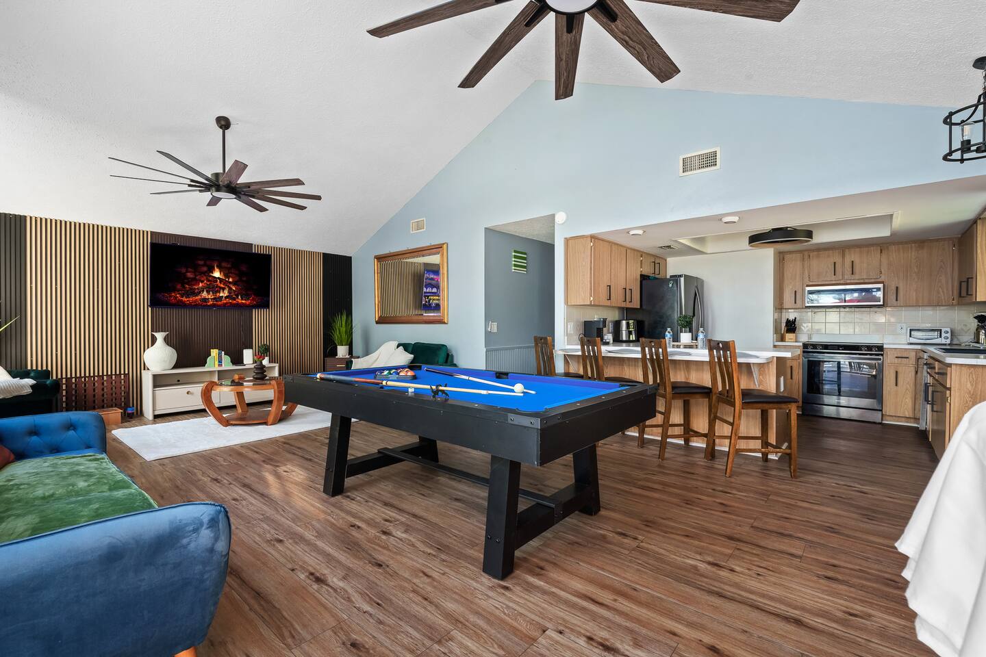 Amazing Dunnelon FL Villa with huge pool & near lake