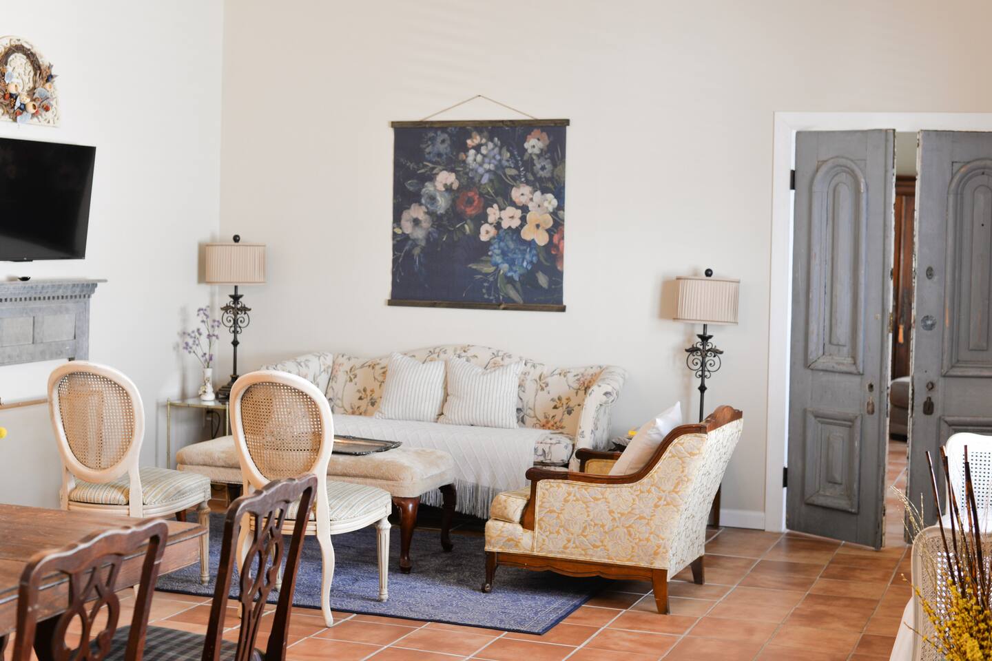 Rustic French Retreat nr Shenandoah Caverns