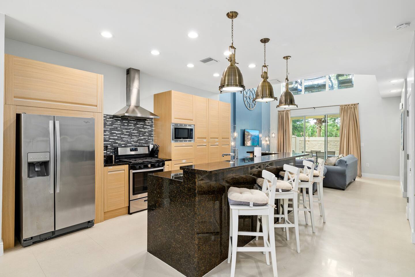Spacious Villa! Near Park & Attractions