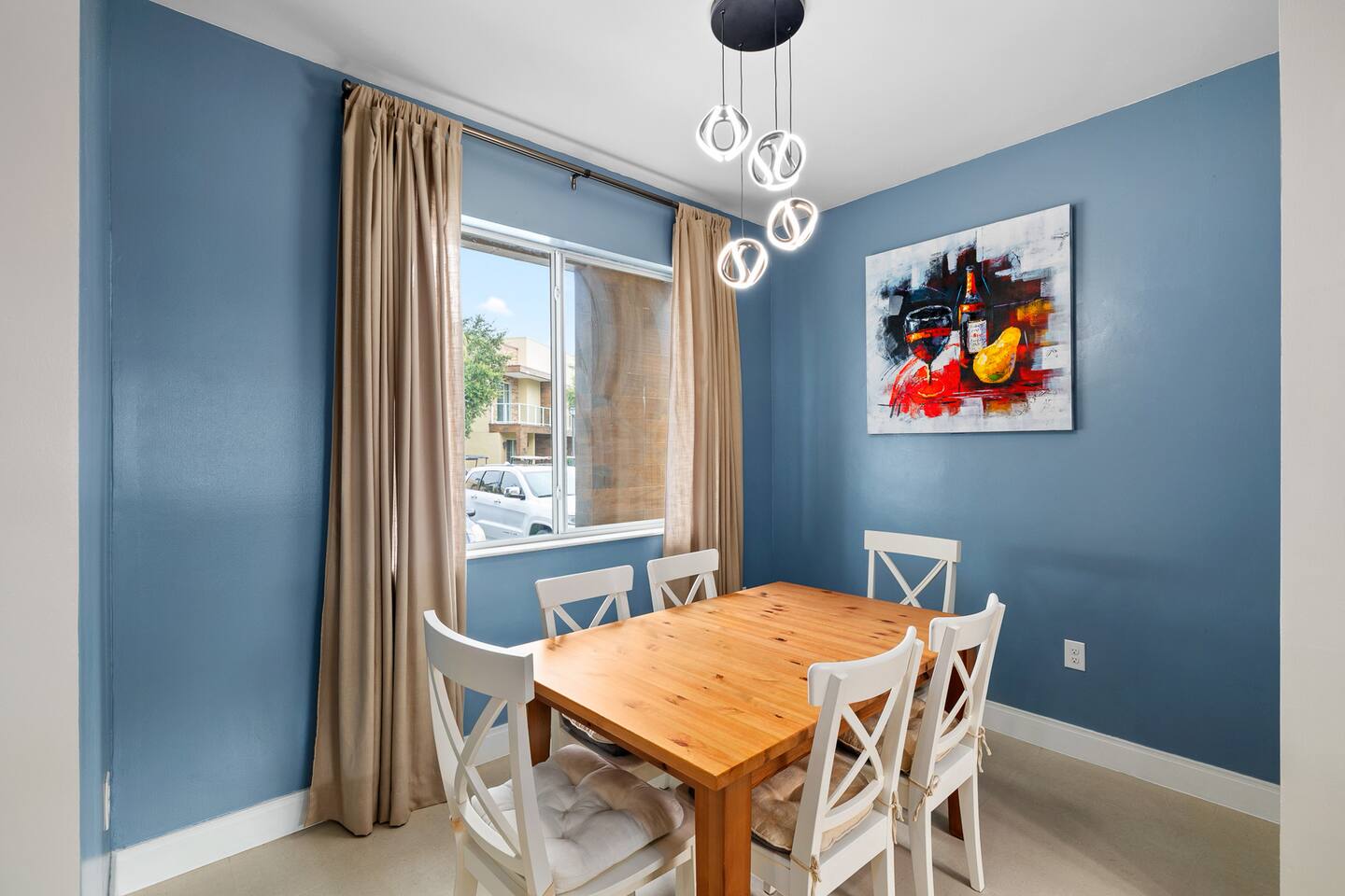 Spacious Villa! Near Park & Attractions
