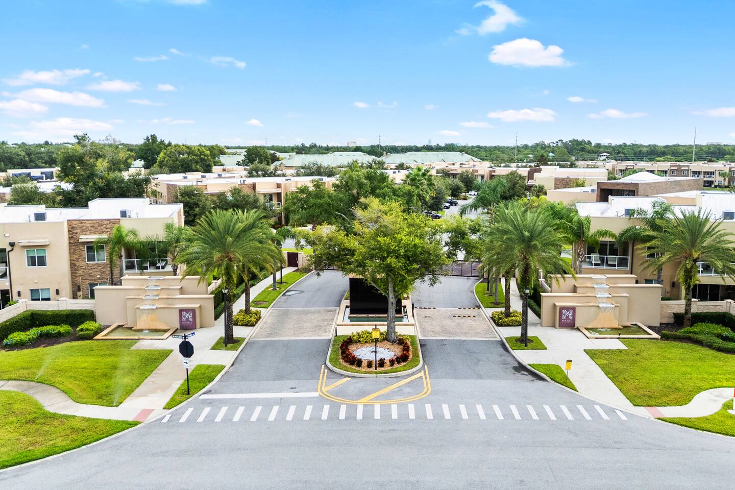 Spacious Villa! Near Park & Attractions