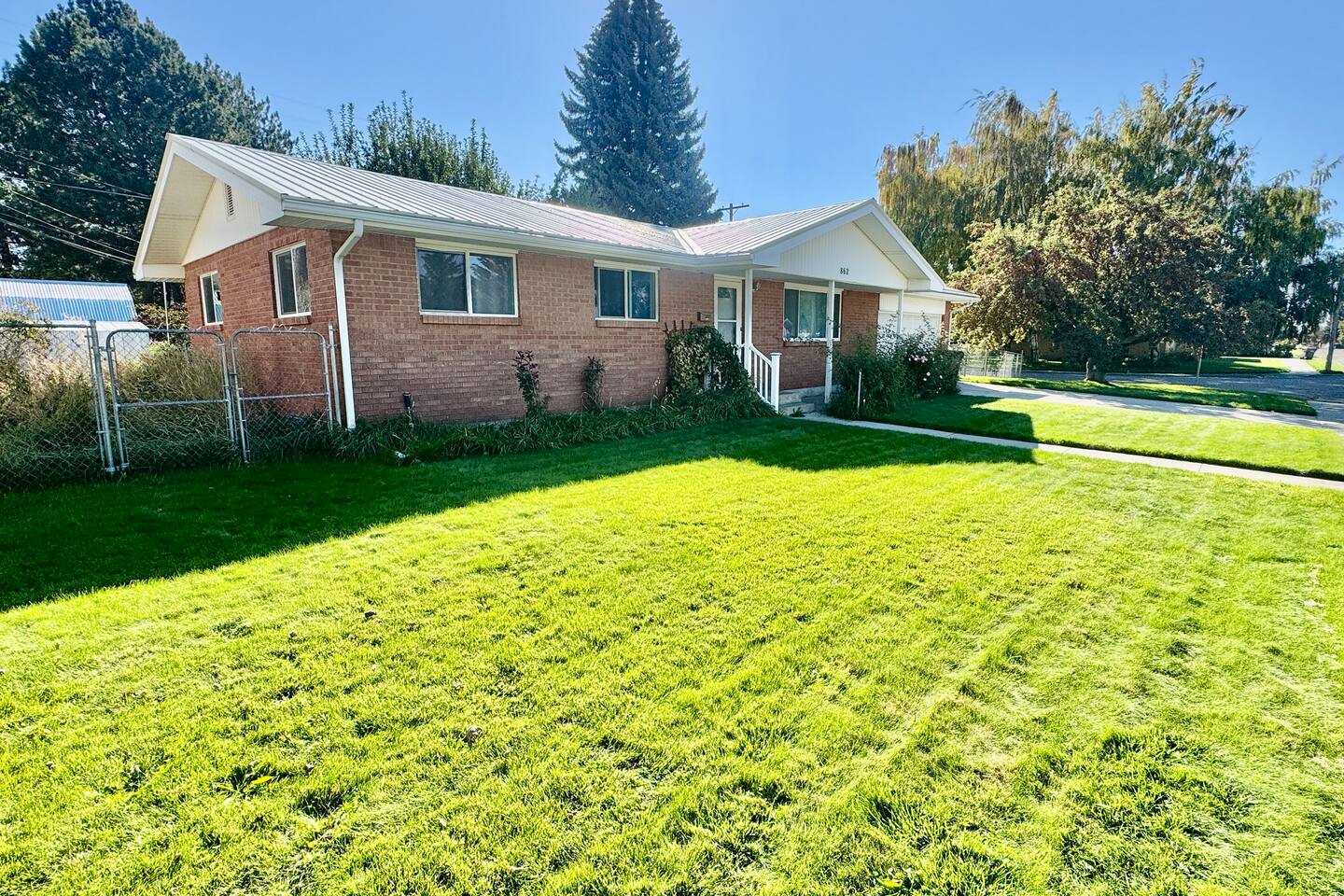Spacious 4BR Retreat Near Idaho Falls Airport