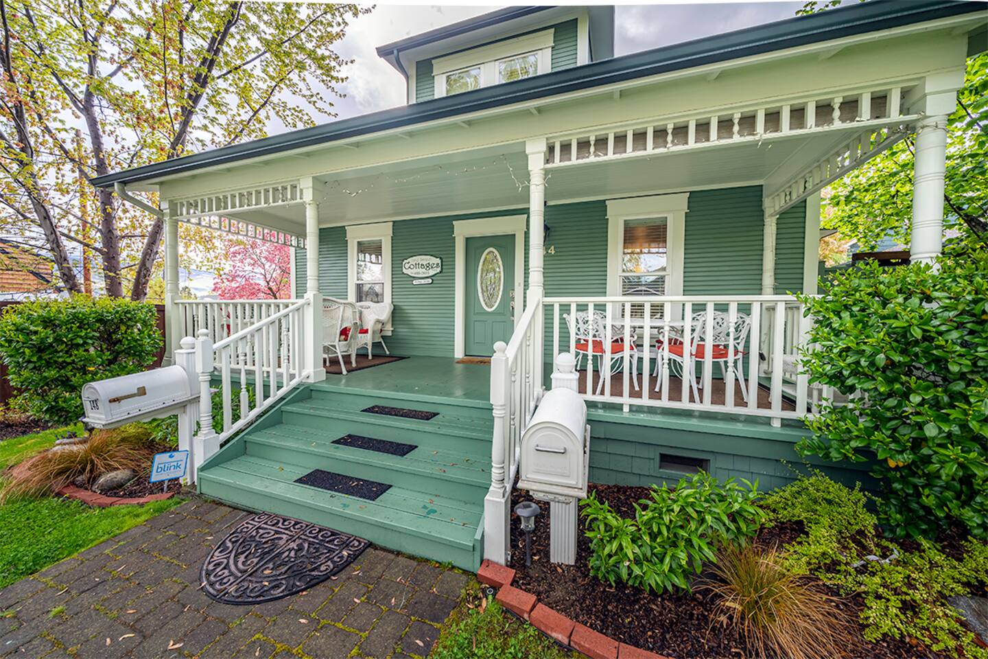 Historic Heritage House in the Heart of Ashland