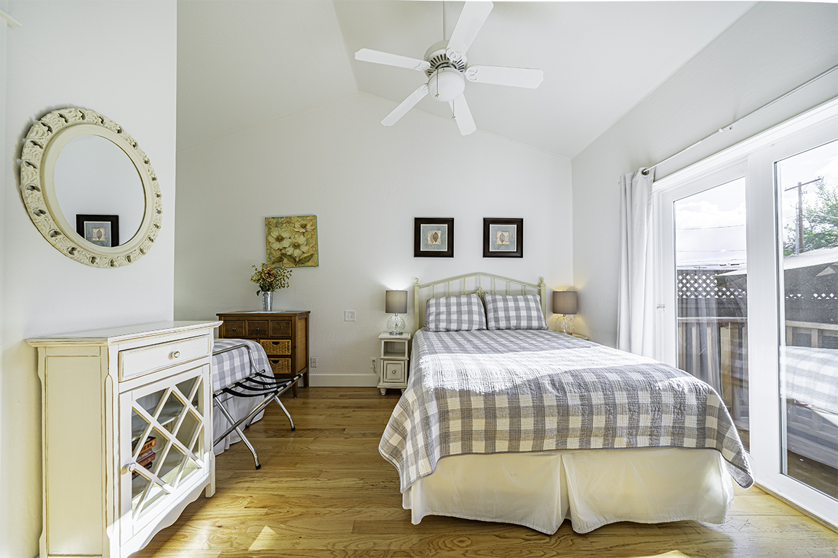 April only $150/night. Garden Suite @2nd Street