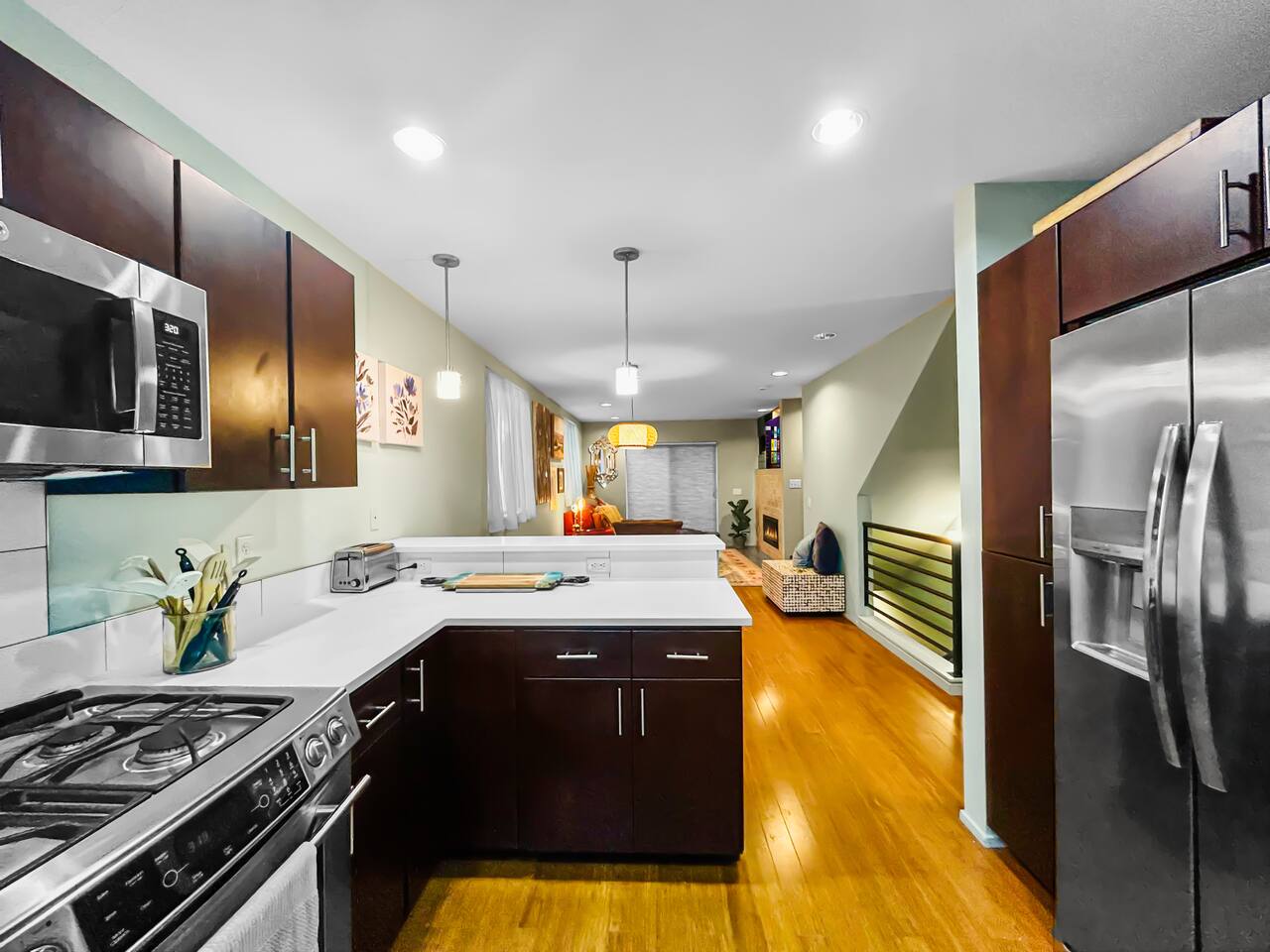 1/2 Block 2 Beach•Parking•Large Patio•EnSuite Bath